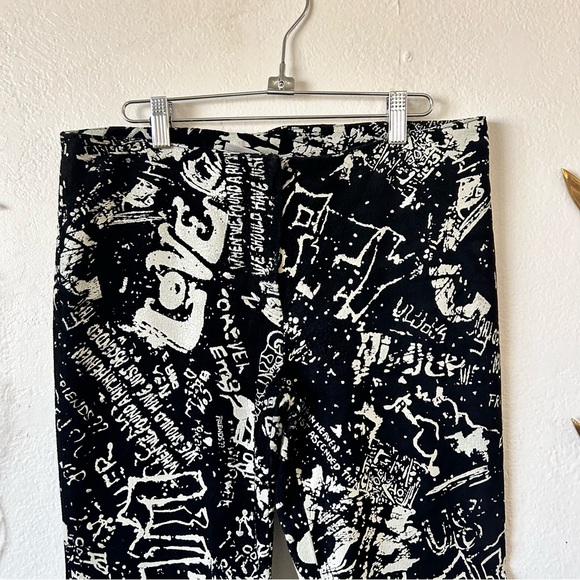 Vintage Y2K Wilson leather suede graffiti all over print low rise flare pants - Picture 3 of 6